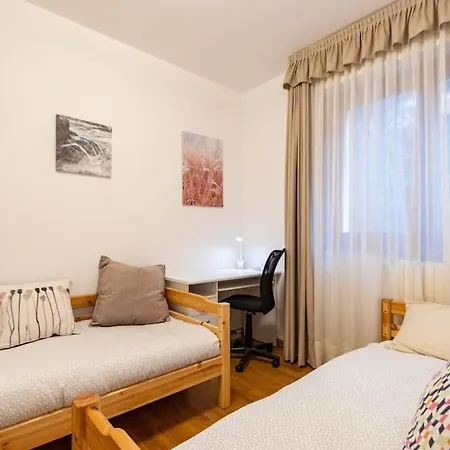 Wraparound Views Bellavista Апартаменты Кампионе-д'Италия