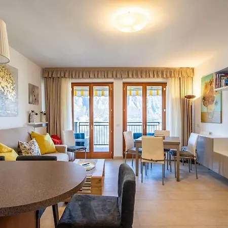 Wraparound Views Bellavista Апартаменты *